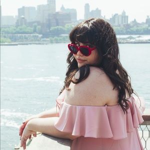 Meet your Posher, Danielle